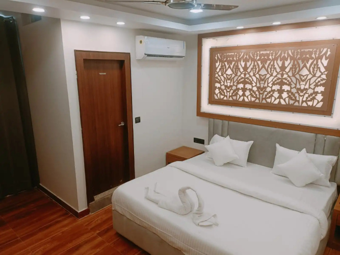 Hotel Shaurya Inn