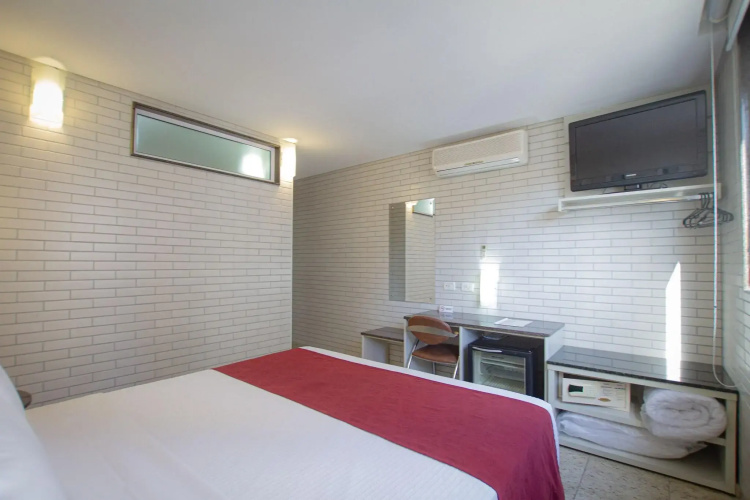 Hotel Confiance Soho Batel