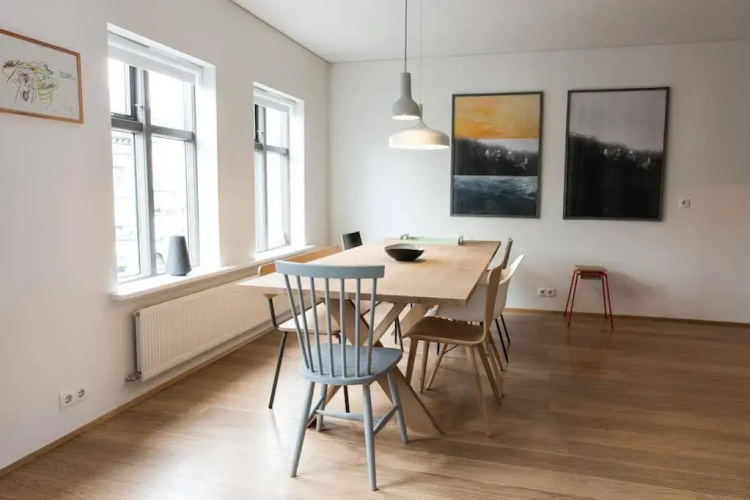 Mengi Apartments