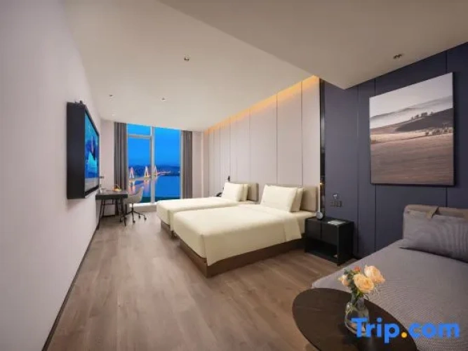 Executive Twin room with river view