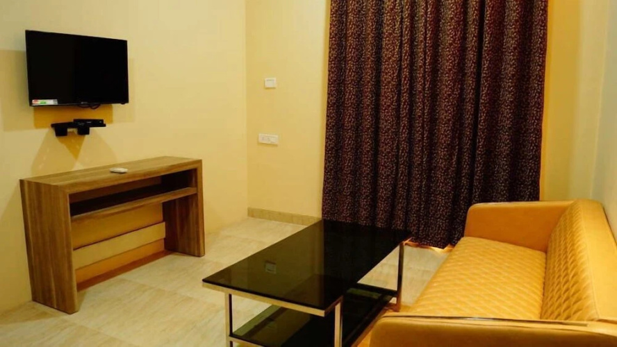 RnB ShantiNiketan, Salasar