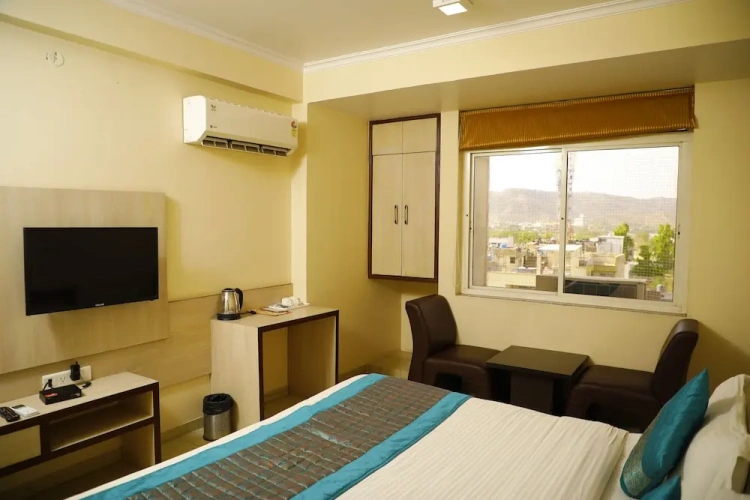 Standard Family room