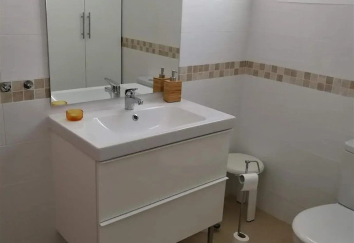 3 bedroom Spacious Apartment