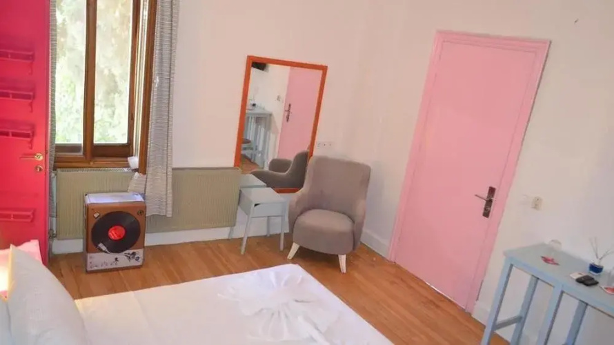 Curcuna Hotel