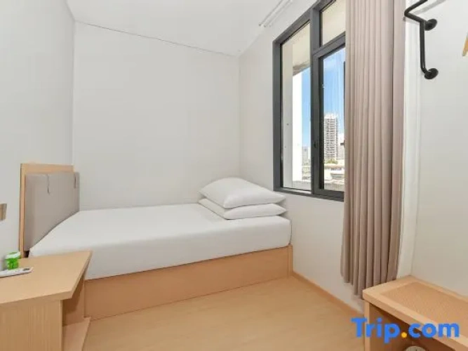 2 Bedrooms Suite