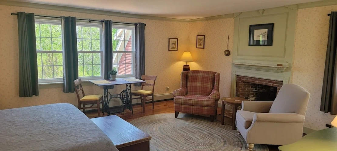 Grand room