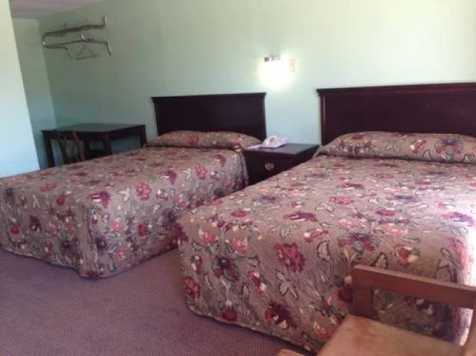 holiday motel