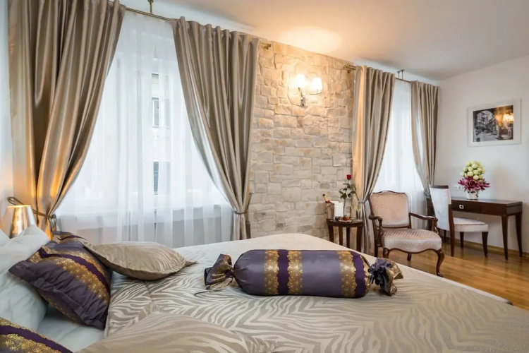 Priska Med Luxury Rooms