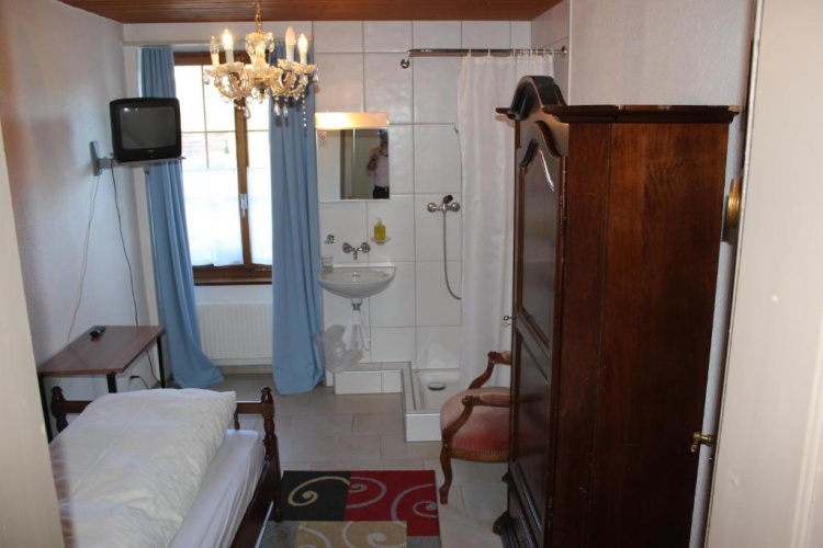 Standard Single room