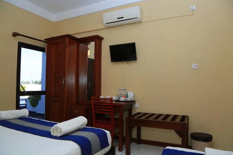 PJ Hotels