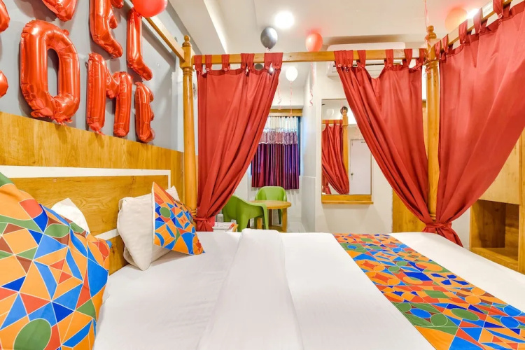 Apollo Hotel