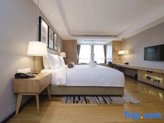 Standard Double room with river view