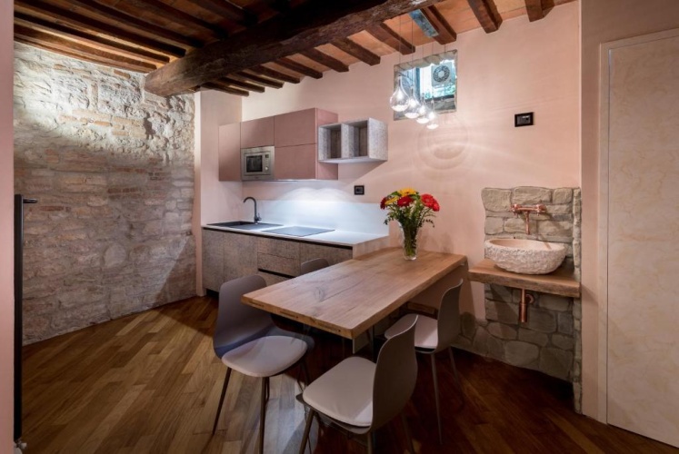 3 Bedrooms Apartment