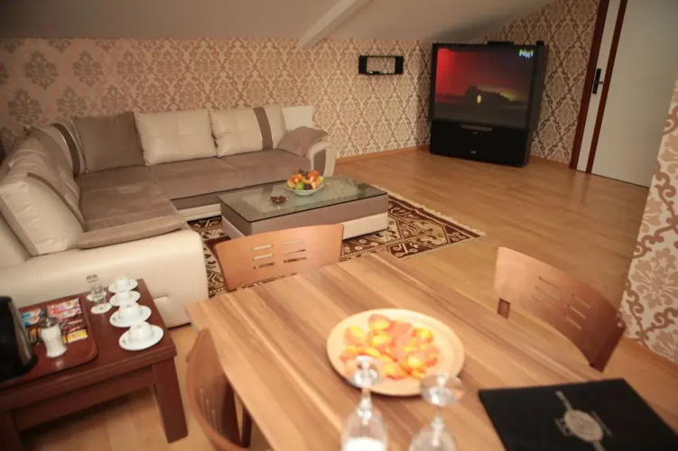 Emirtimes Hotel