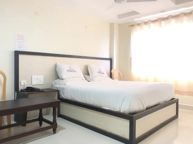 Hotel Prakash