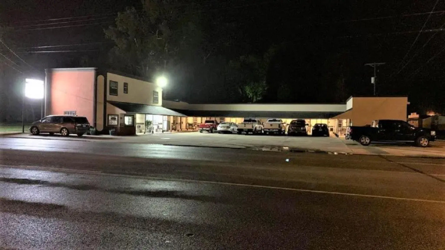 Relax Inn Motel