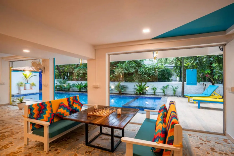 goSTOPS Goa, Vagator PLUS