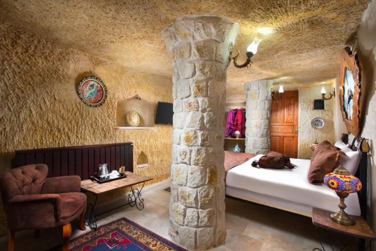 Romantic Cave Hotel