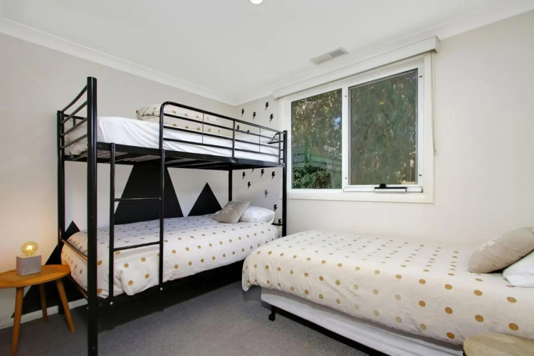 Crowes Nest 1