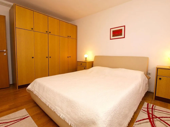 Apartment Mirjana 734