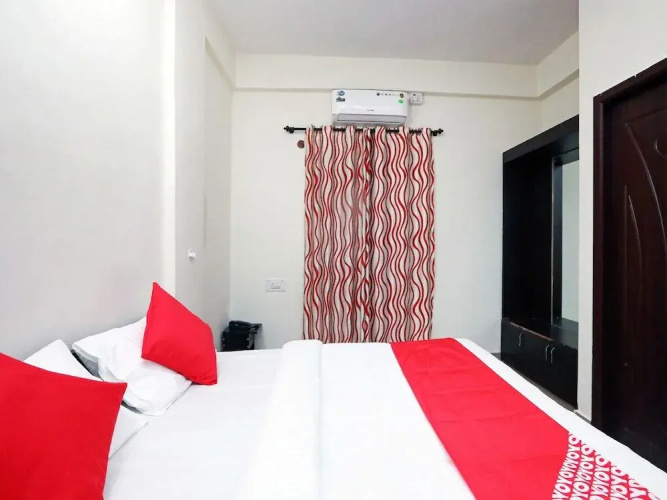 Oyo 24948 Golden Sands