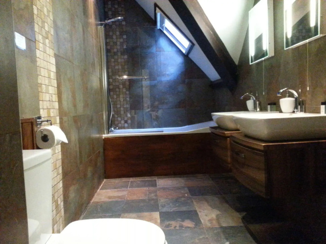 High Tor Hotel