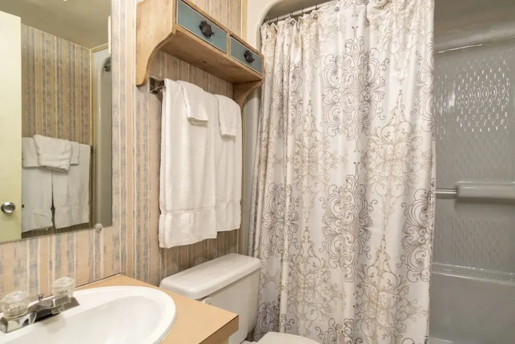 Silver Creek 1104 Studio Sleeps 3, Slope Side