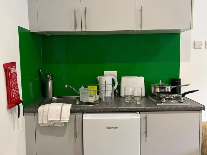 Kingston Luxe Suites Riverside Apartment Belvilla photo 17