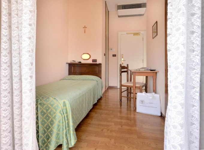 Standard Double room with balcony and with view