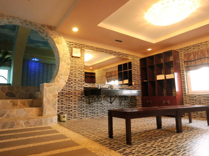 Level Haiphong Hotel
