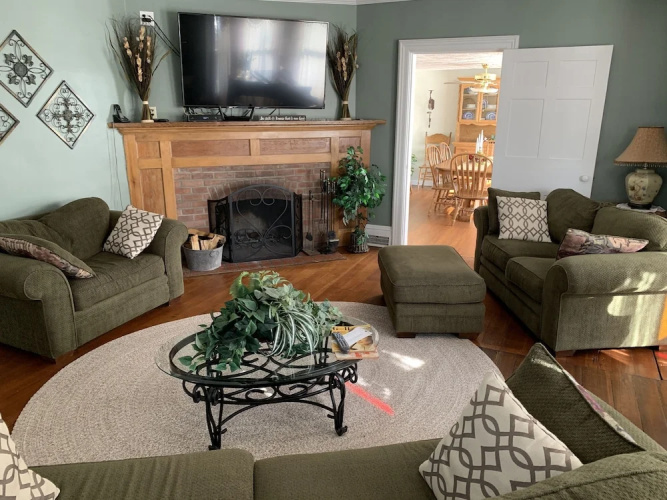 Centennial Inn Bed & Breakfast