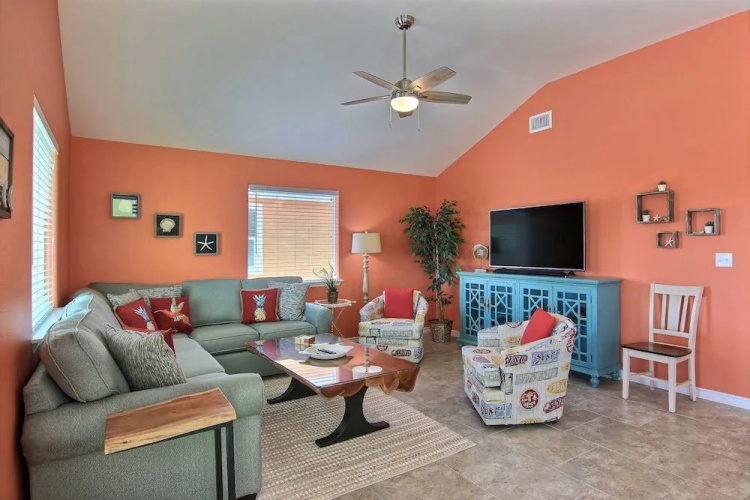 Seabbatical - 3 Br Home