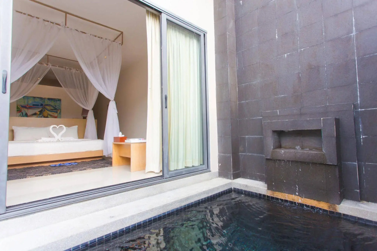 Seastone Private Pool Villas