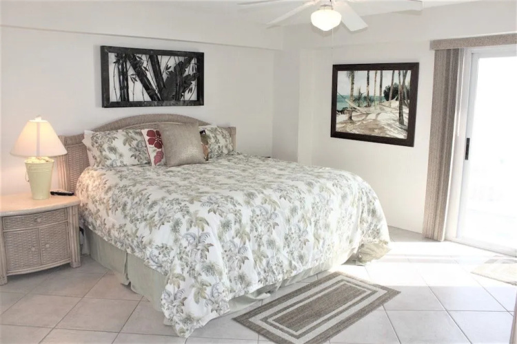Jamaica Royale 802 - 2 Br Condo