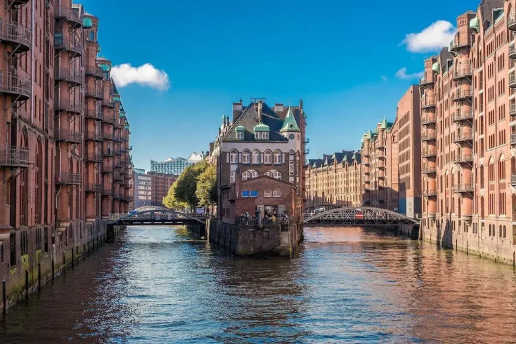 Stylish Studio for Two Hamburg