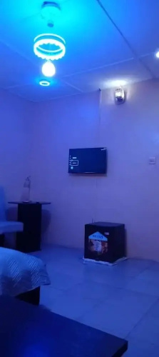 Top Nosh Lounge and Bar