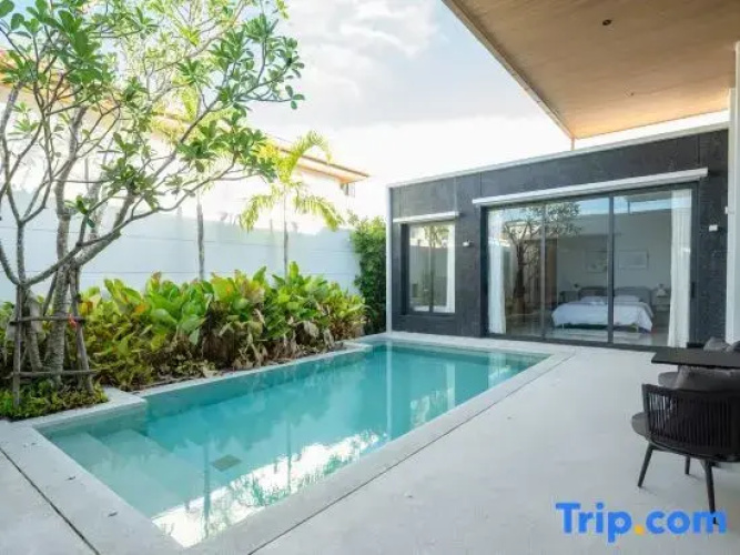 Luxury 3 bedroom pool villa