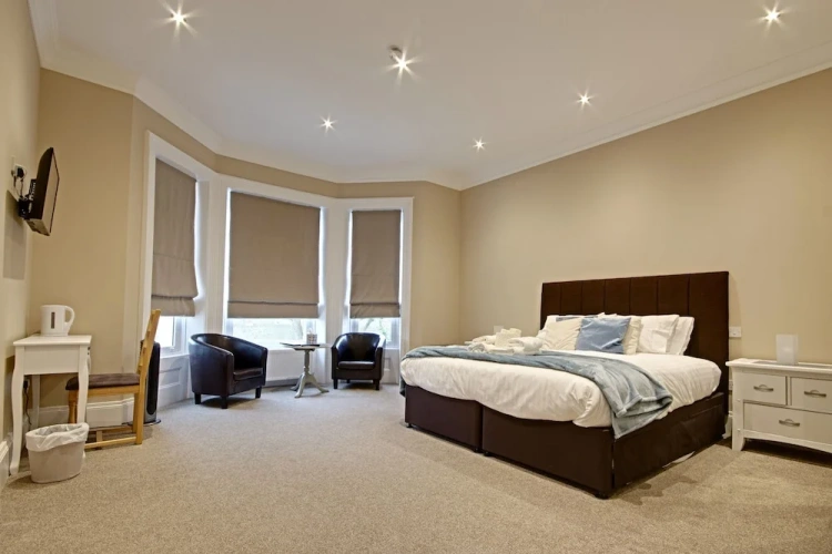 Deluxe Suite