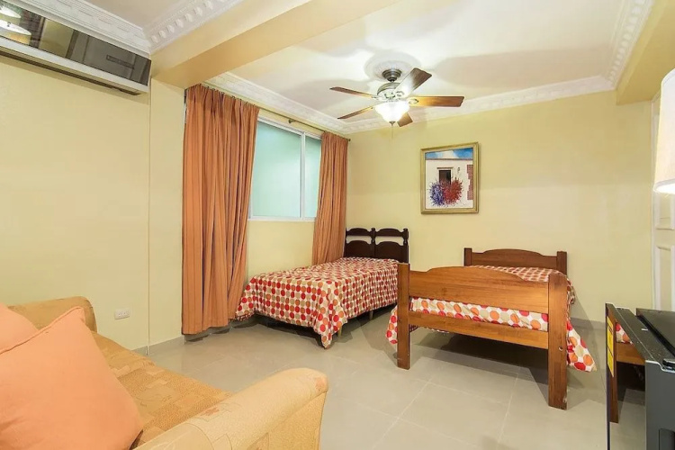 Cozy and Charming 2BDR Suite