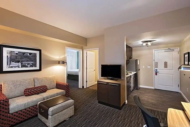 2 Bedrooms Quadruple Suite