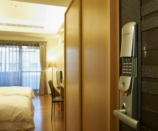 Master Hotel