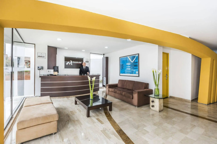 Travelers Suites Gold