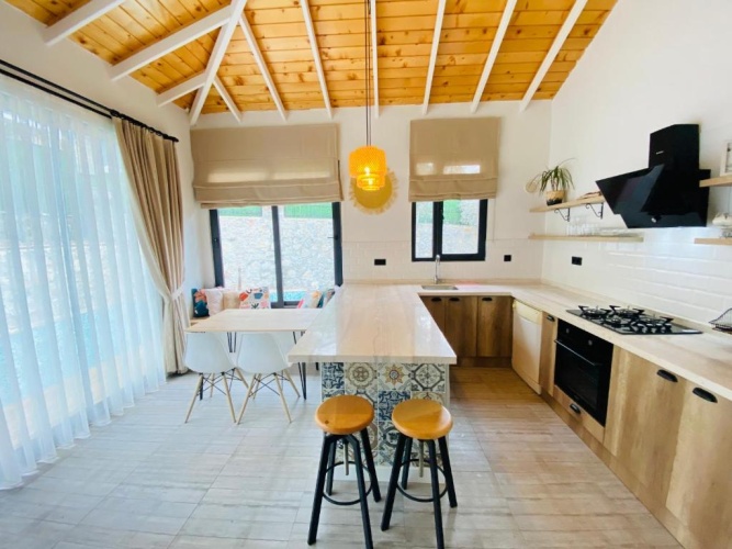 3 Bedrooms Cottage