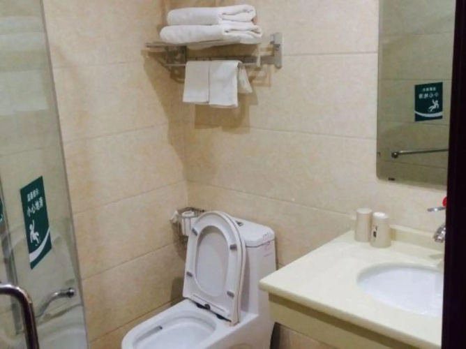 Lelonghe Hostel