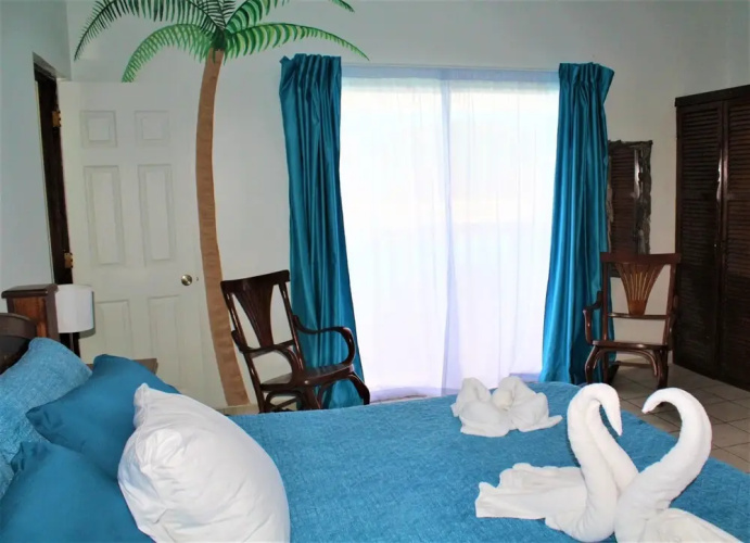 Toro Blanco Resort