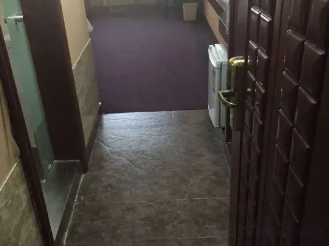 Huaxia Hotel