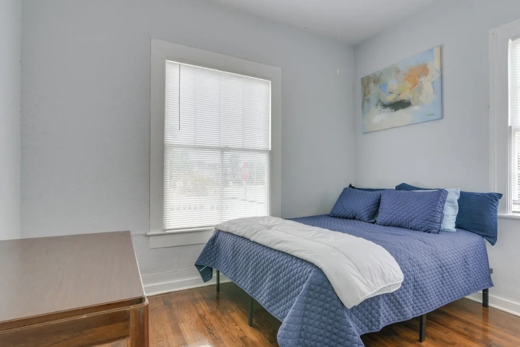2 Bedrooms Cottage