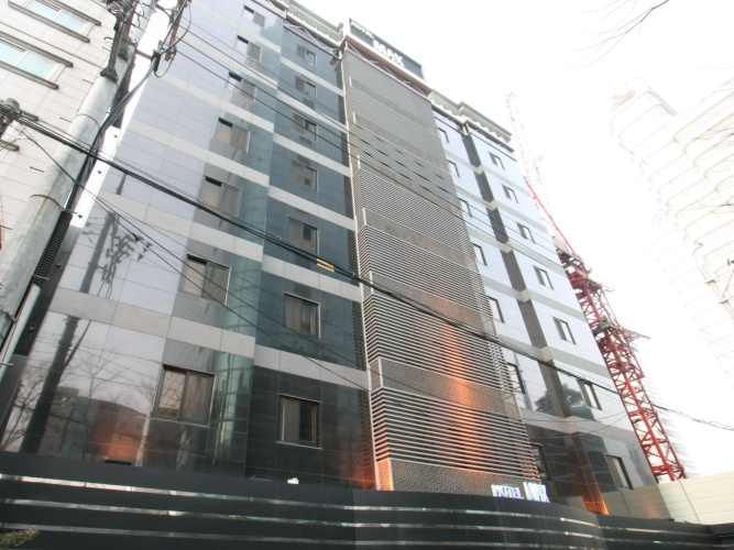 Max Hotel