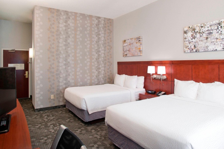 Standard Quadruple room with balcony