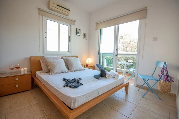 Konnos Beach Villas